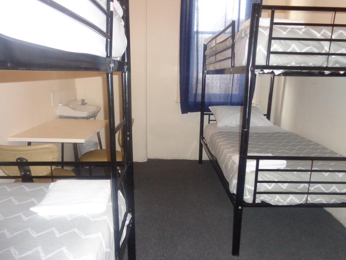 Adelaide Backpackers And Travellers Inn Zewnętrze zdjęcie